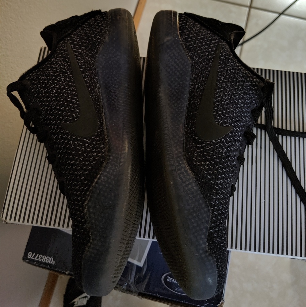 Kobe 11 sz 4.5Y